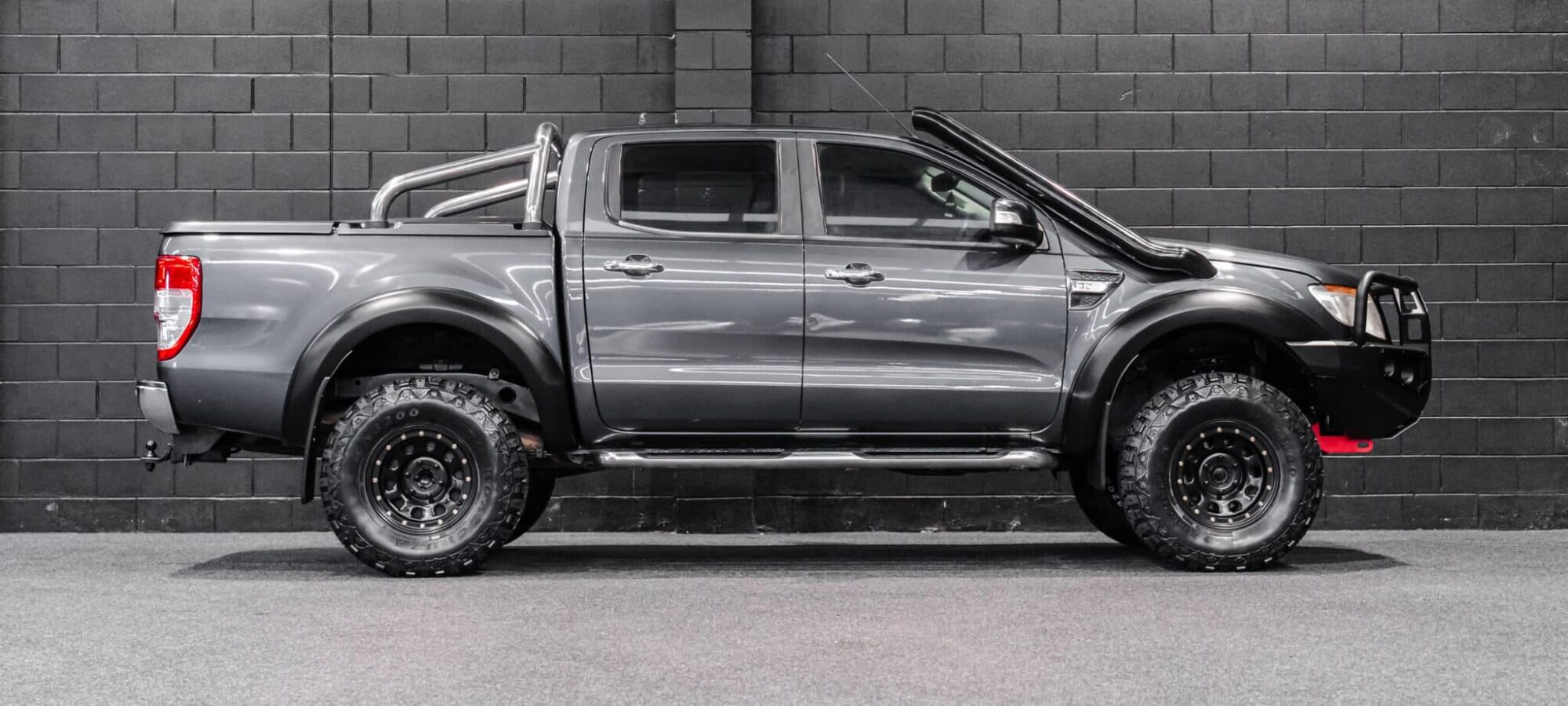 Vehicle Gallery Image