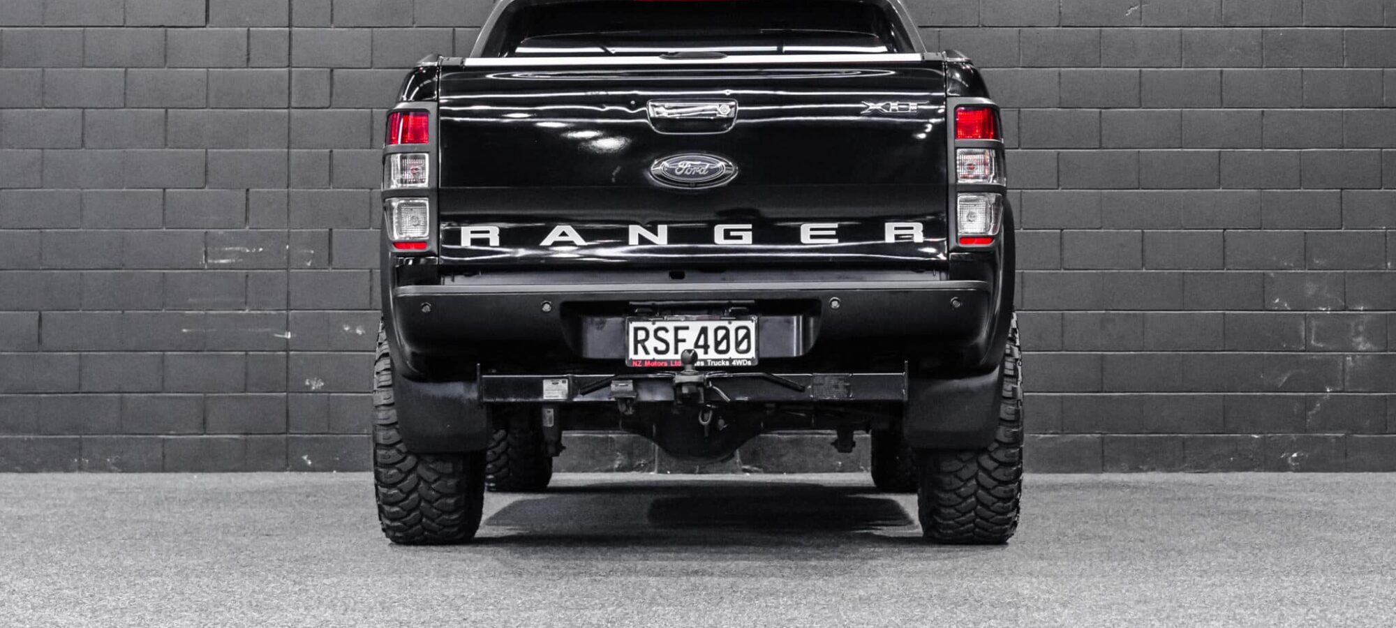 Vehicle Gallery Image