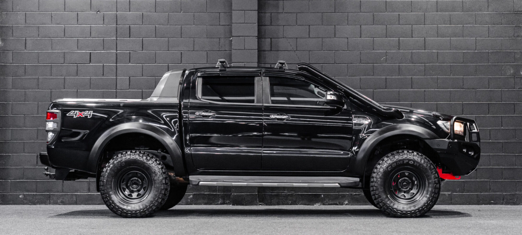 Vehicle Gallery Image