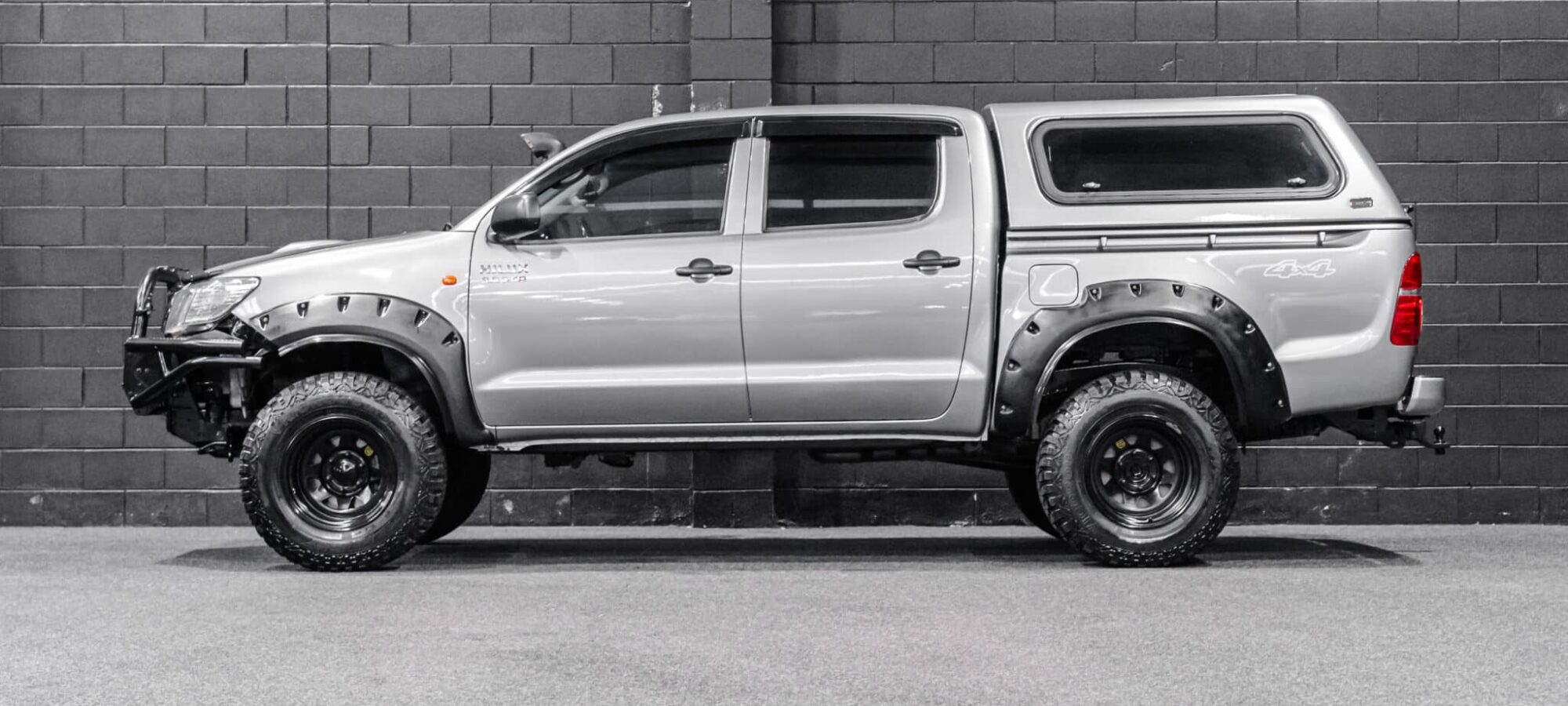 Vehicle Gallery Image