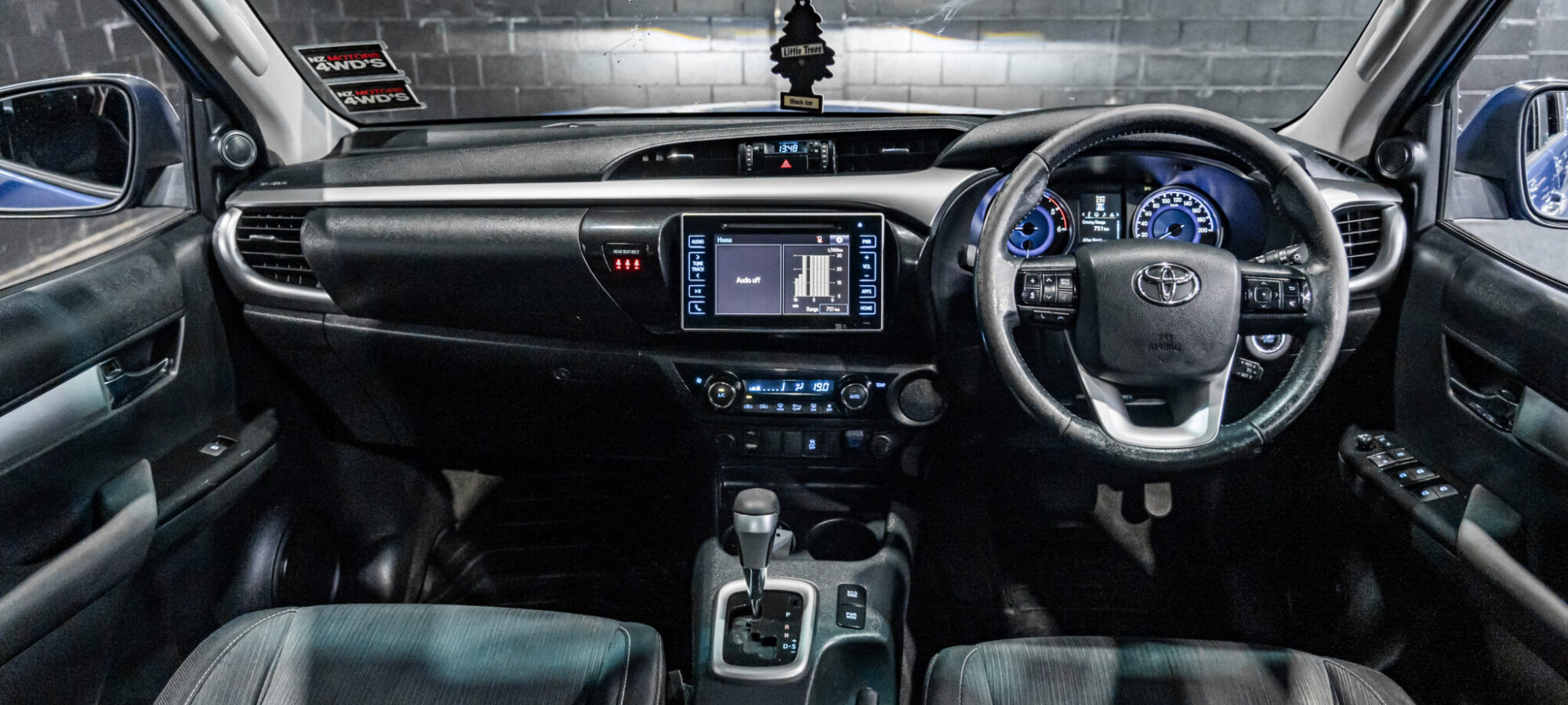 Vehicle Gallery Image