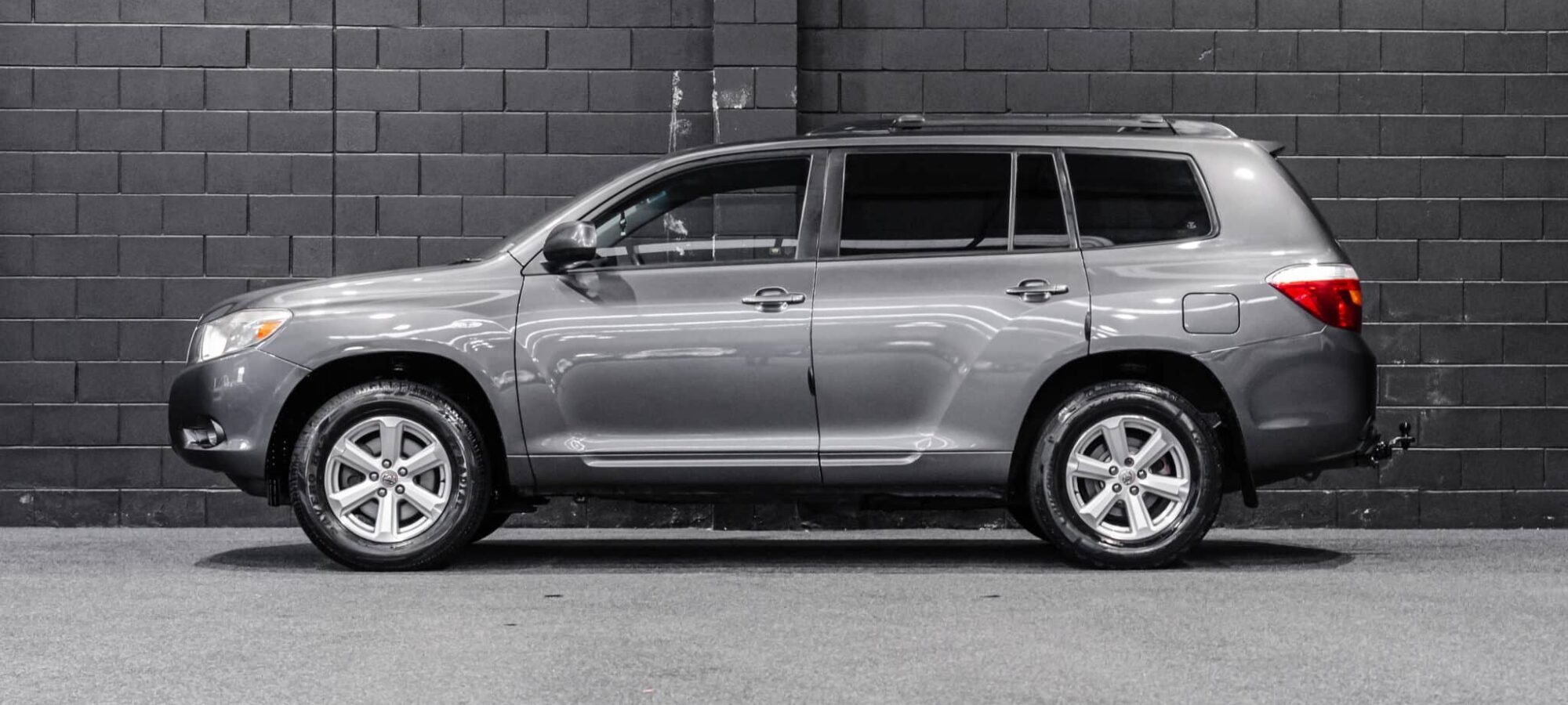 Vehicle Gallery Image