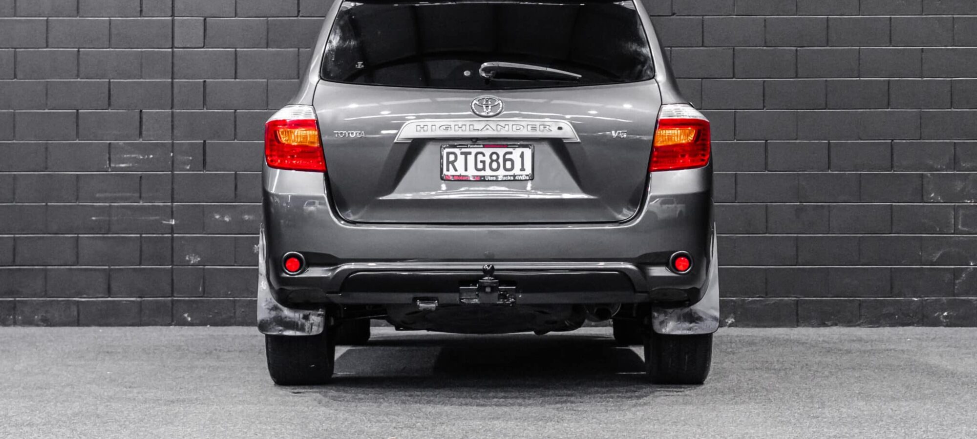 Vehicle Gallery Image