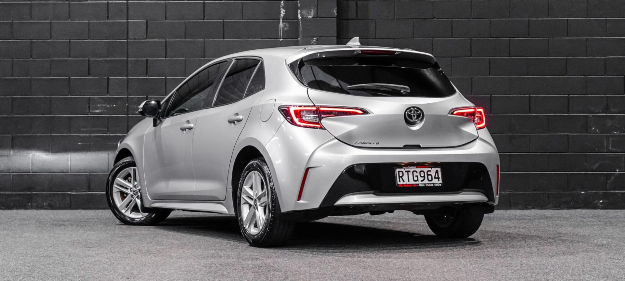 Vehicle Gallery Image