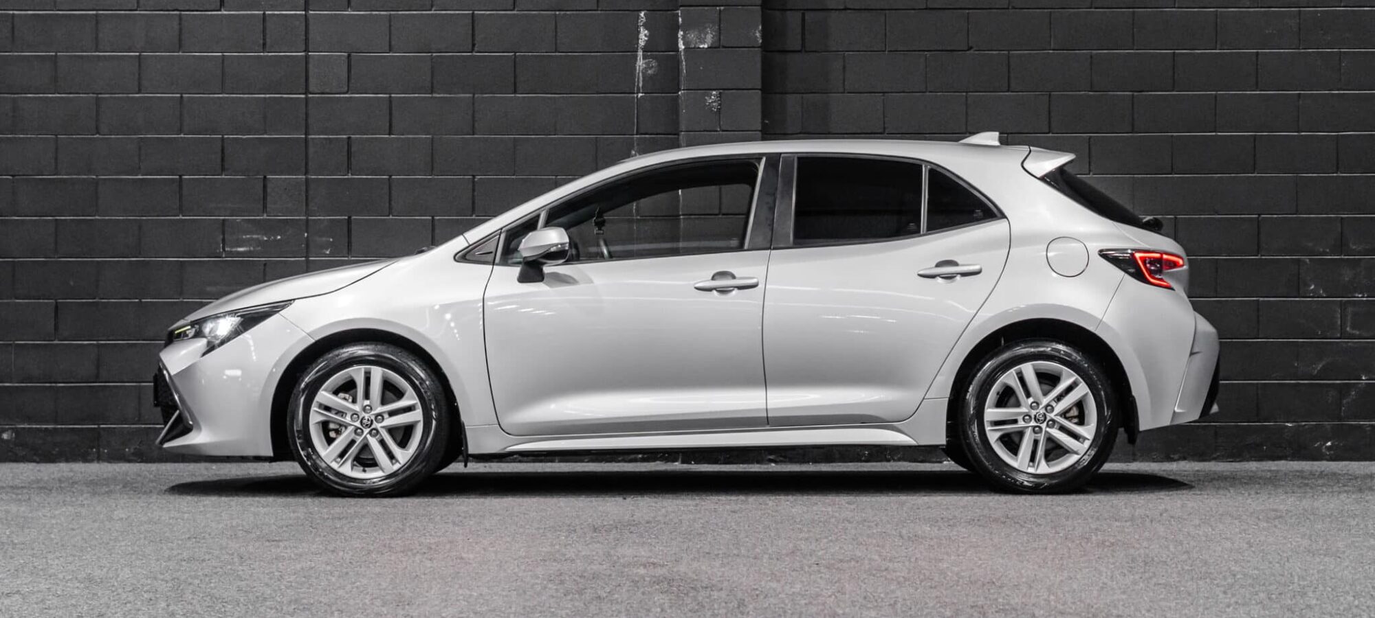 Vehicle Gallery Image