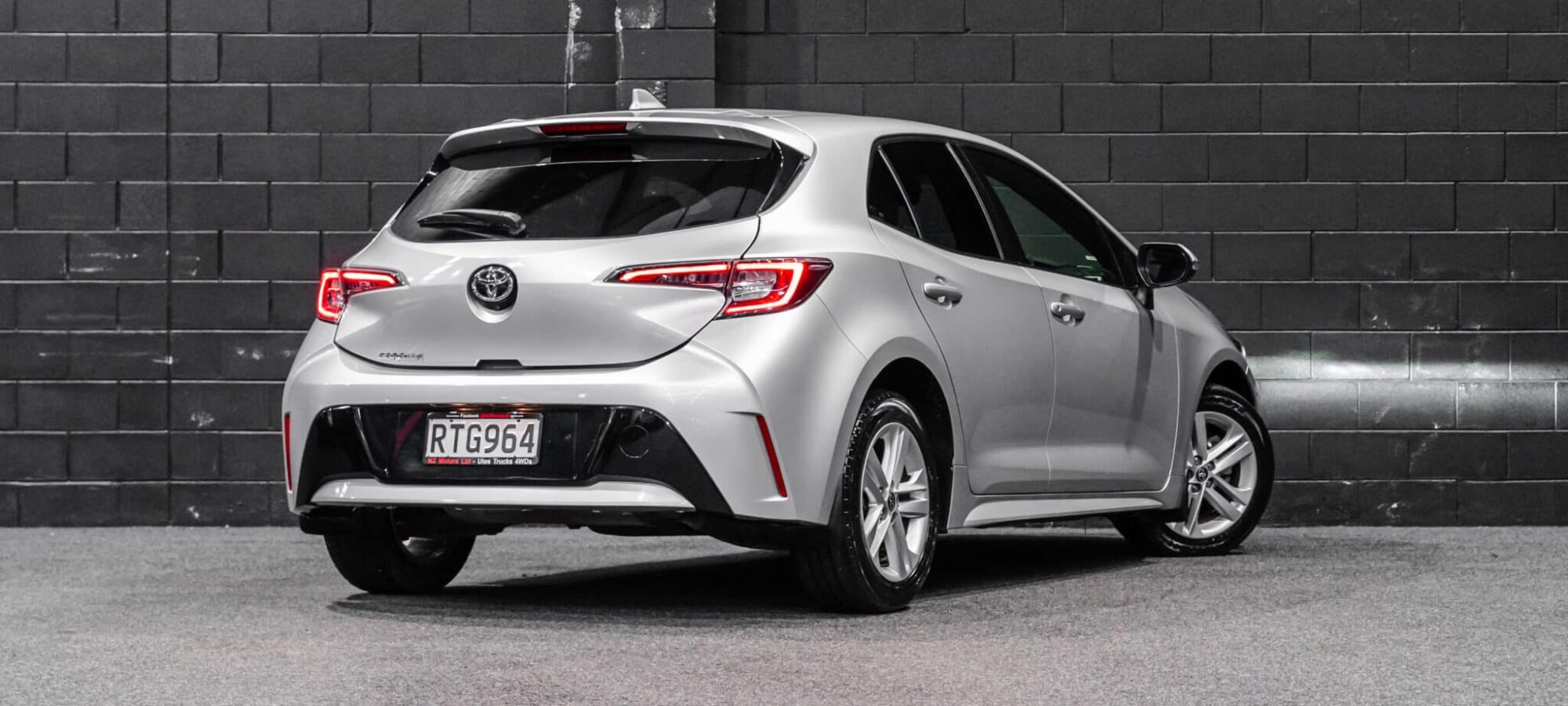 Vehicle Gallery Image