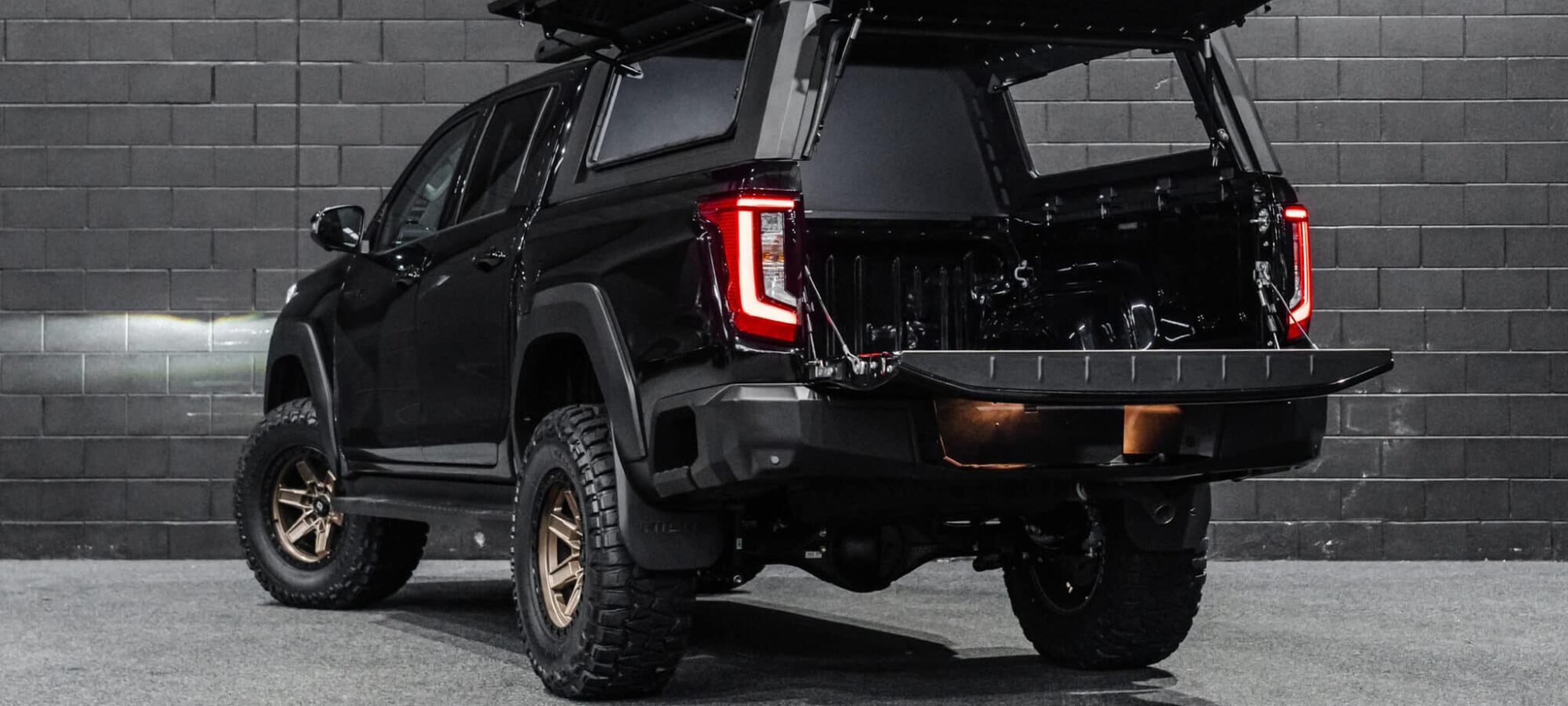 Vehicle Gallery Image