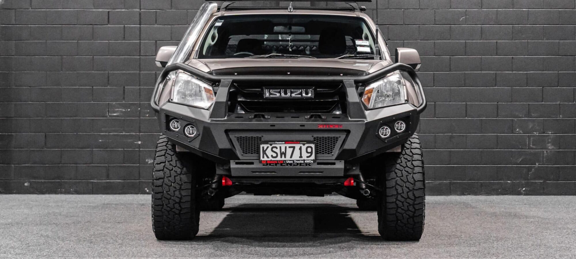 Vehicle Gallery Image
