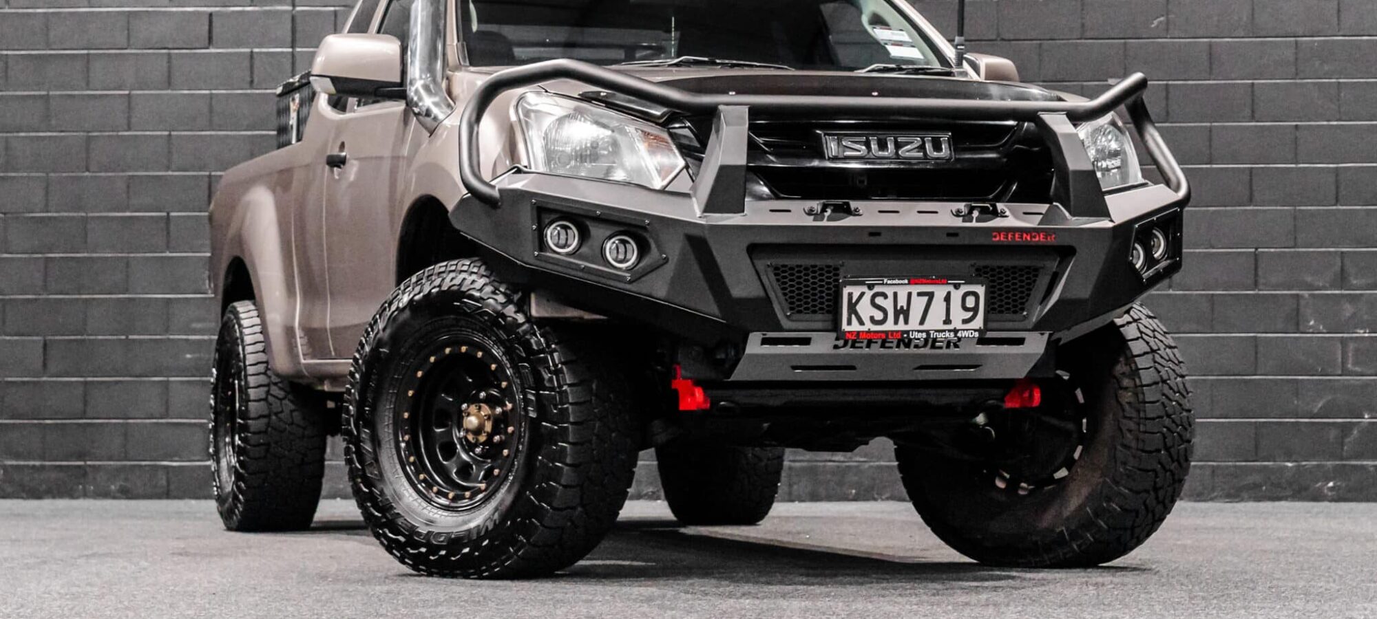Vehicle Gallery Image