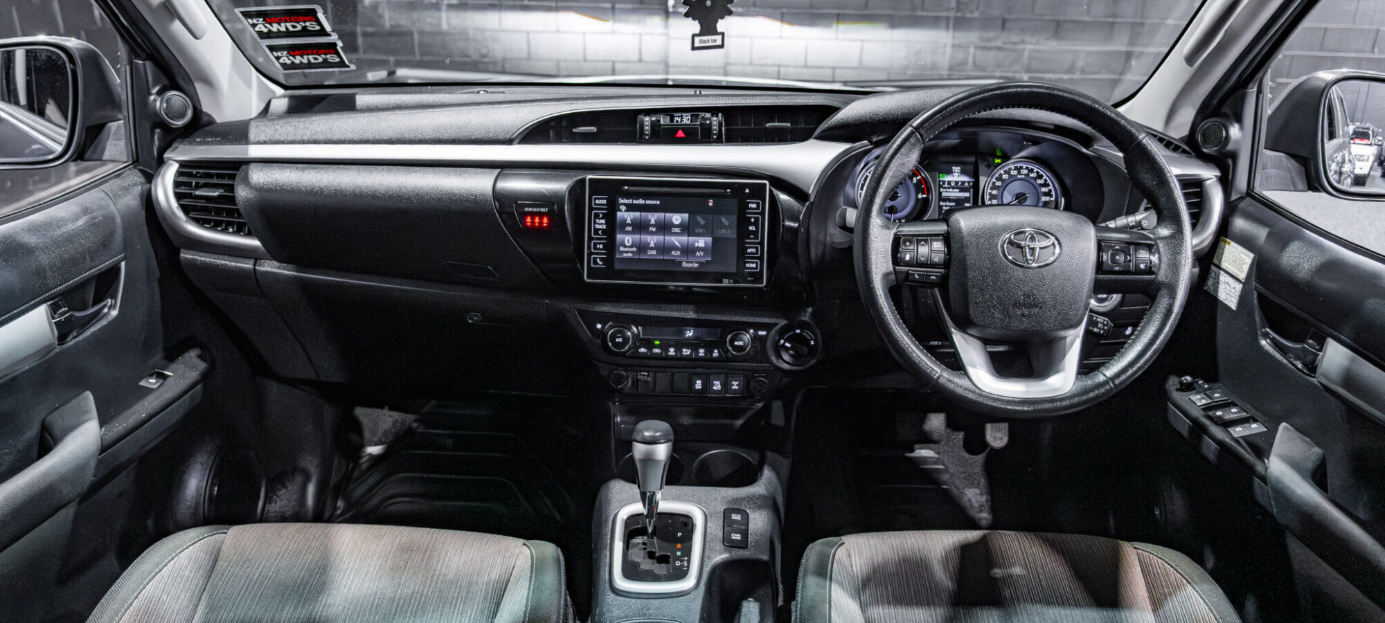 Vehicle Gallery Image