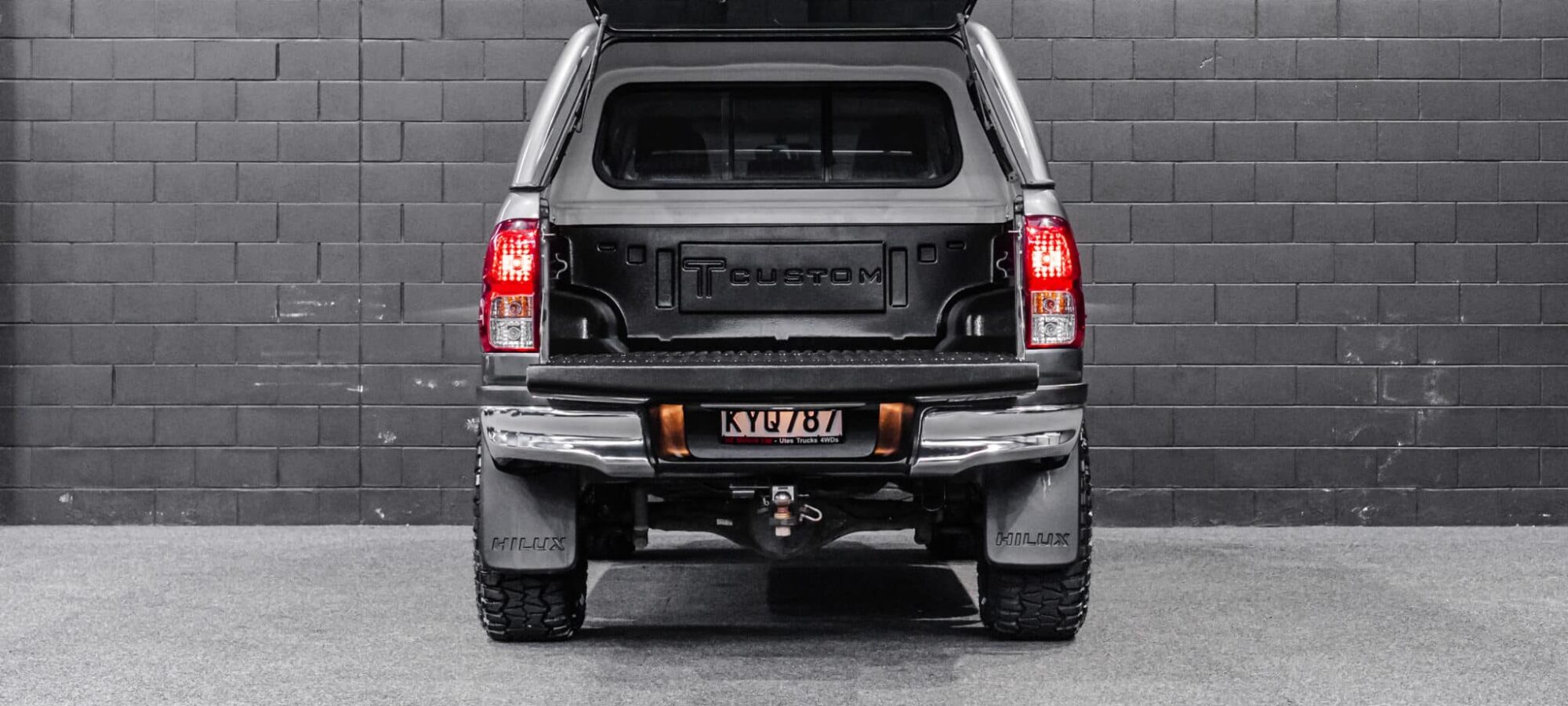 Vehicle Gallery Image