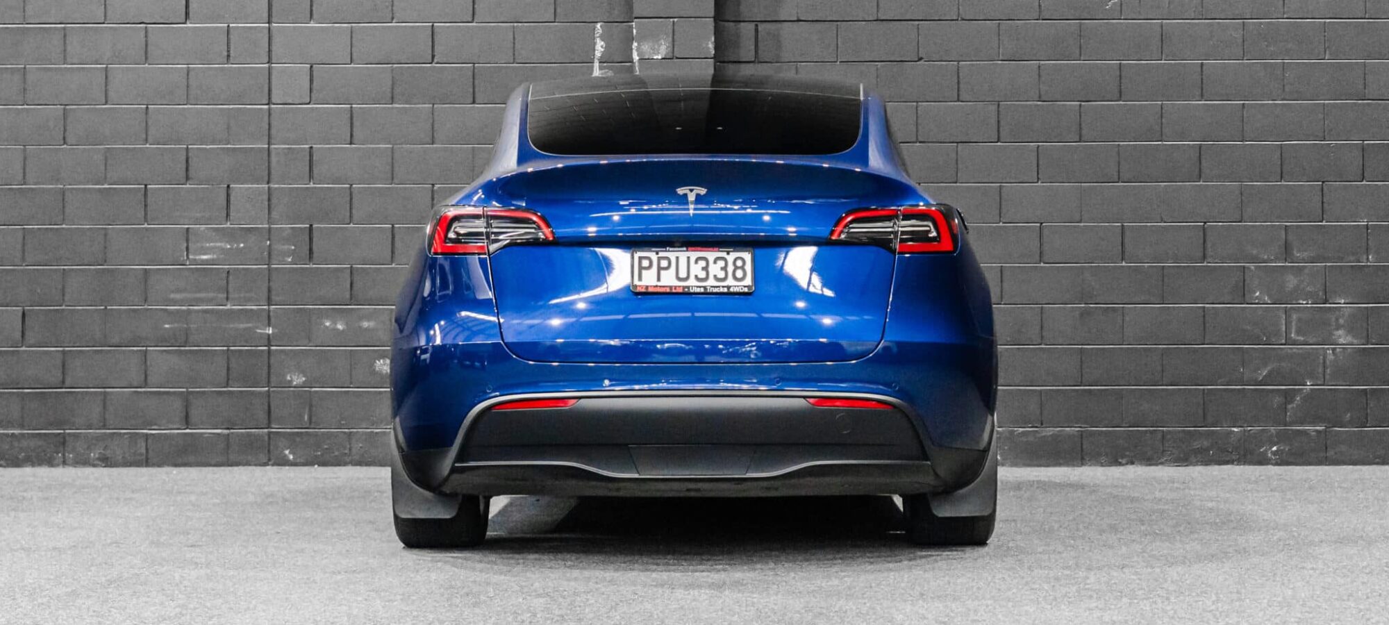 Vehicle Gallery Image