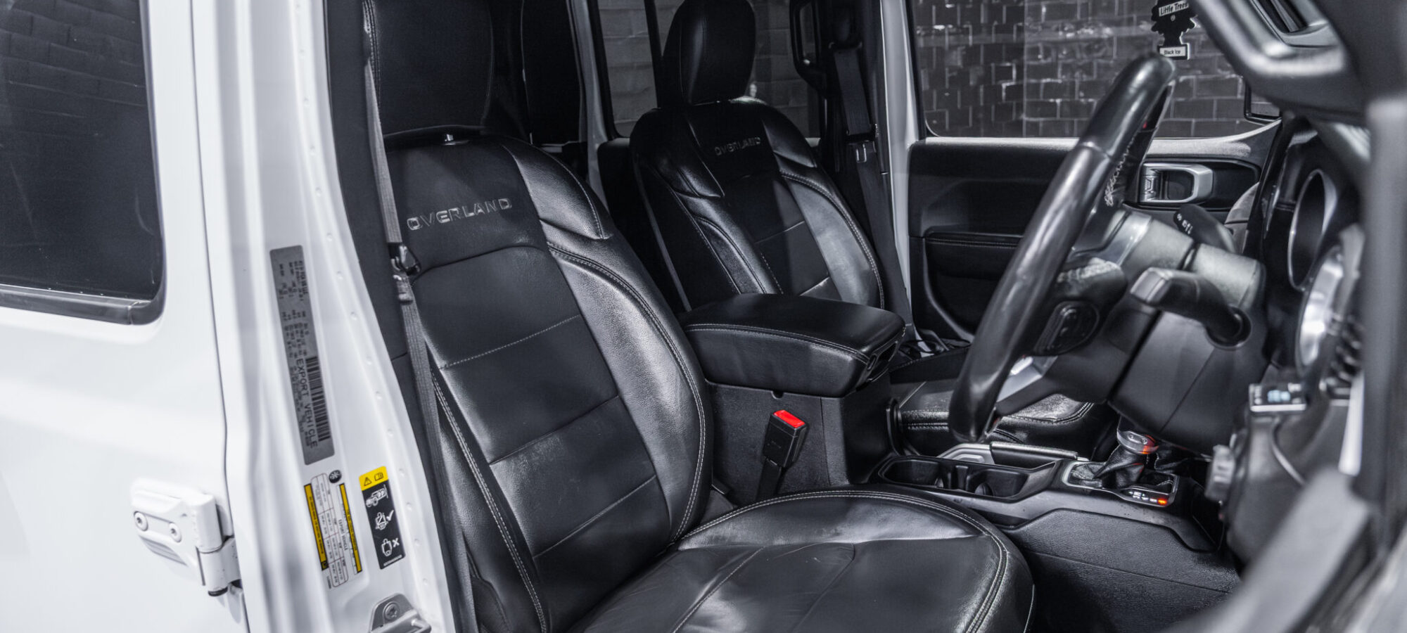 Vehicle Gallery Image