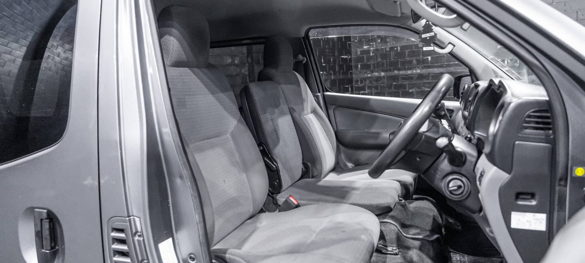 Vehicle Gallery Image