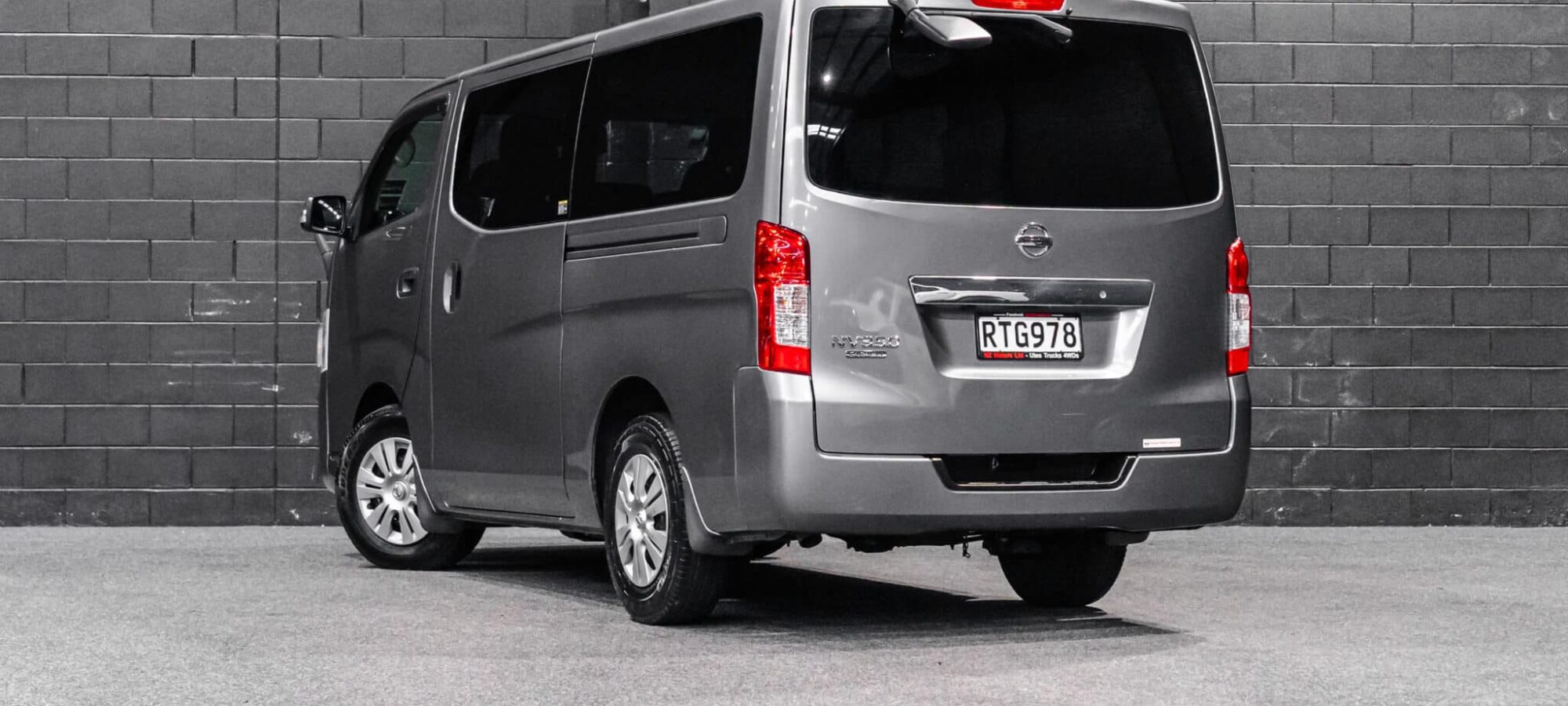 Vehicle Gallery Image